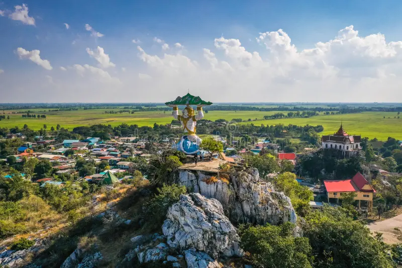 Wat Khao Samo Khon, Lopburi